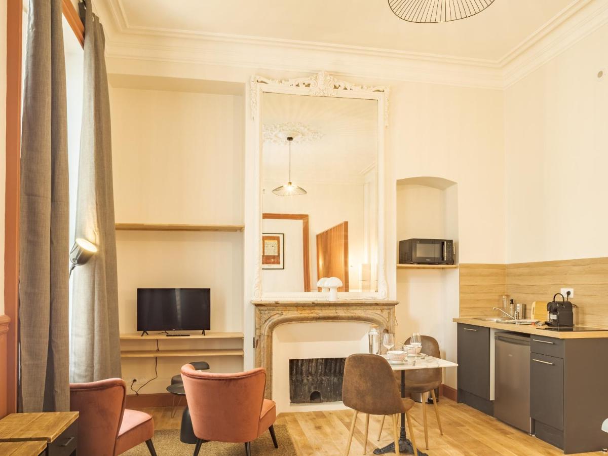 Ateliers Begand Studio 3 - Proximite Gare - Parking Offert Apartment Троа Екстериор снимка